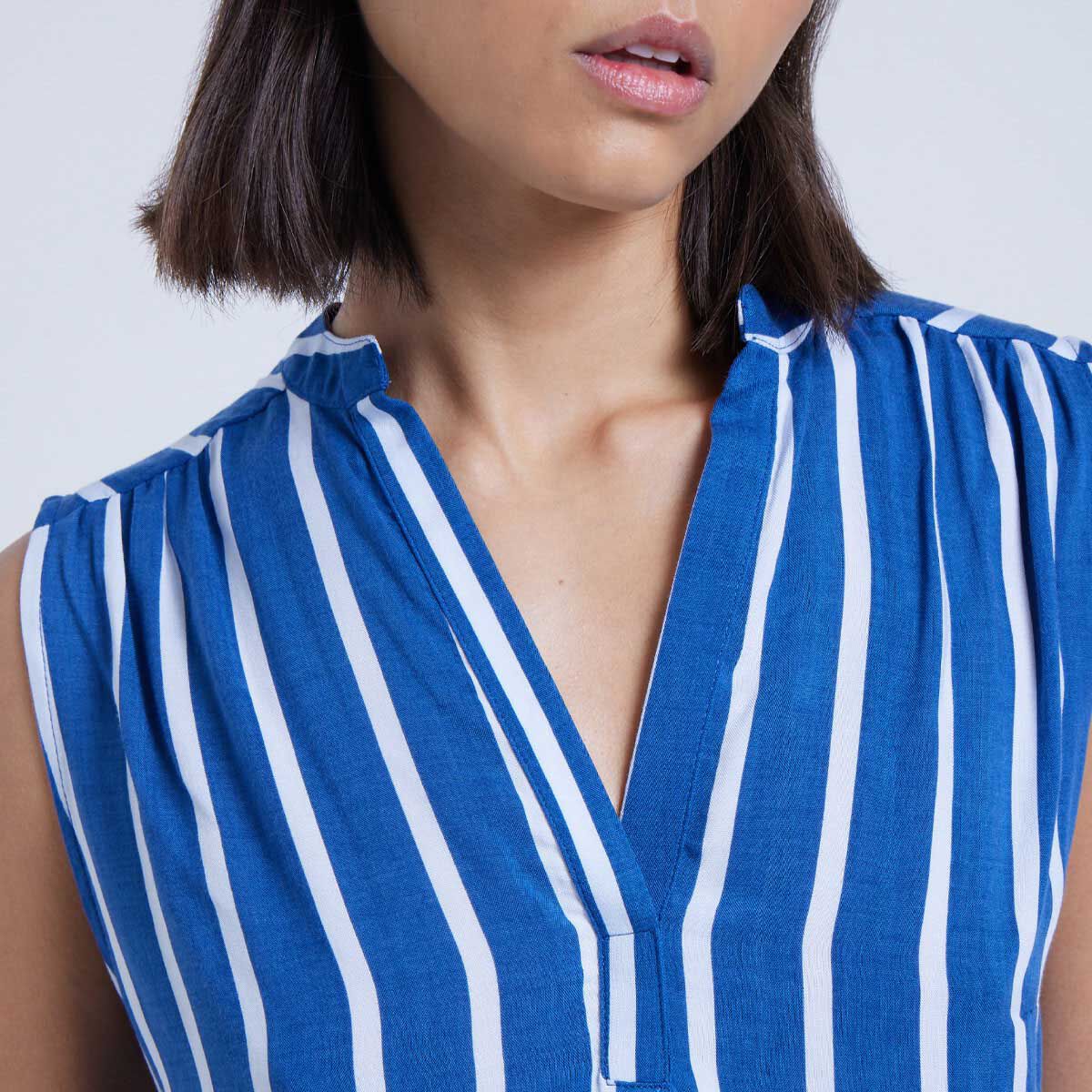 Blusas de moda rayadas 2025