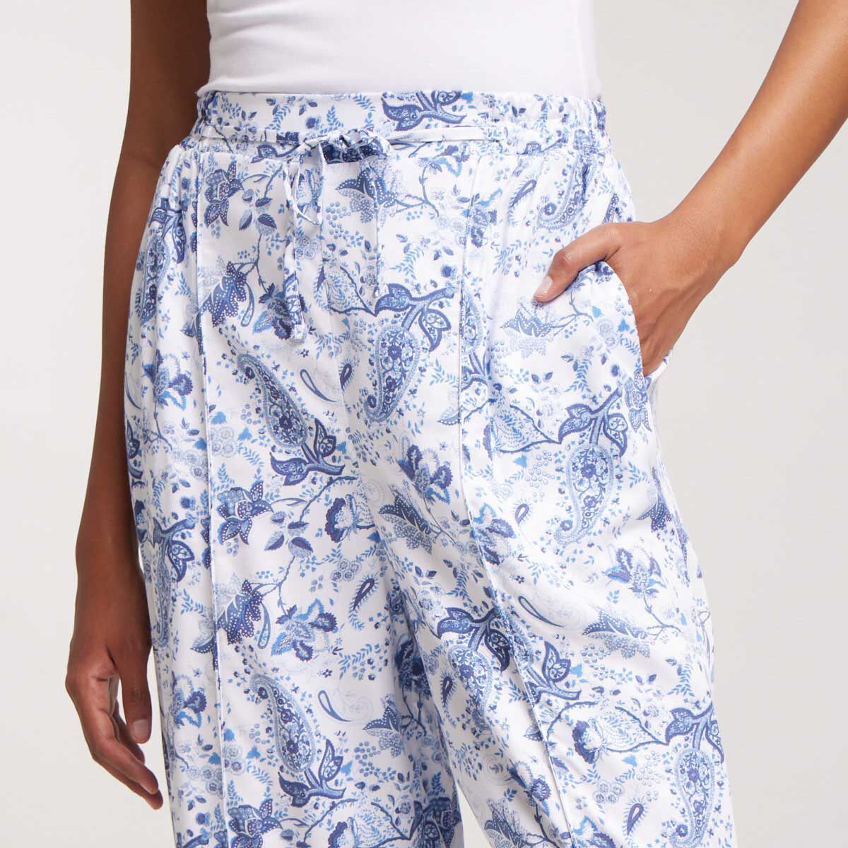 Pantalonetas de flores 2025