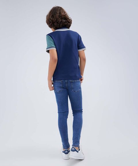 camiseta polo para niños