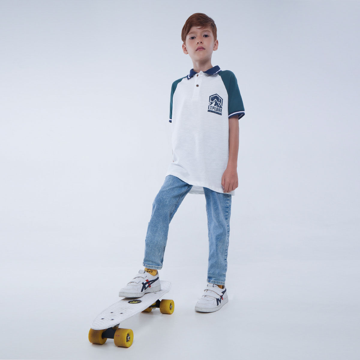camiseta polo para niños