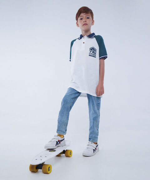 camiseta polo para niños