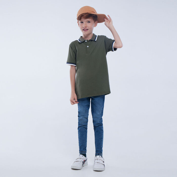 camiseta polo para niños