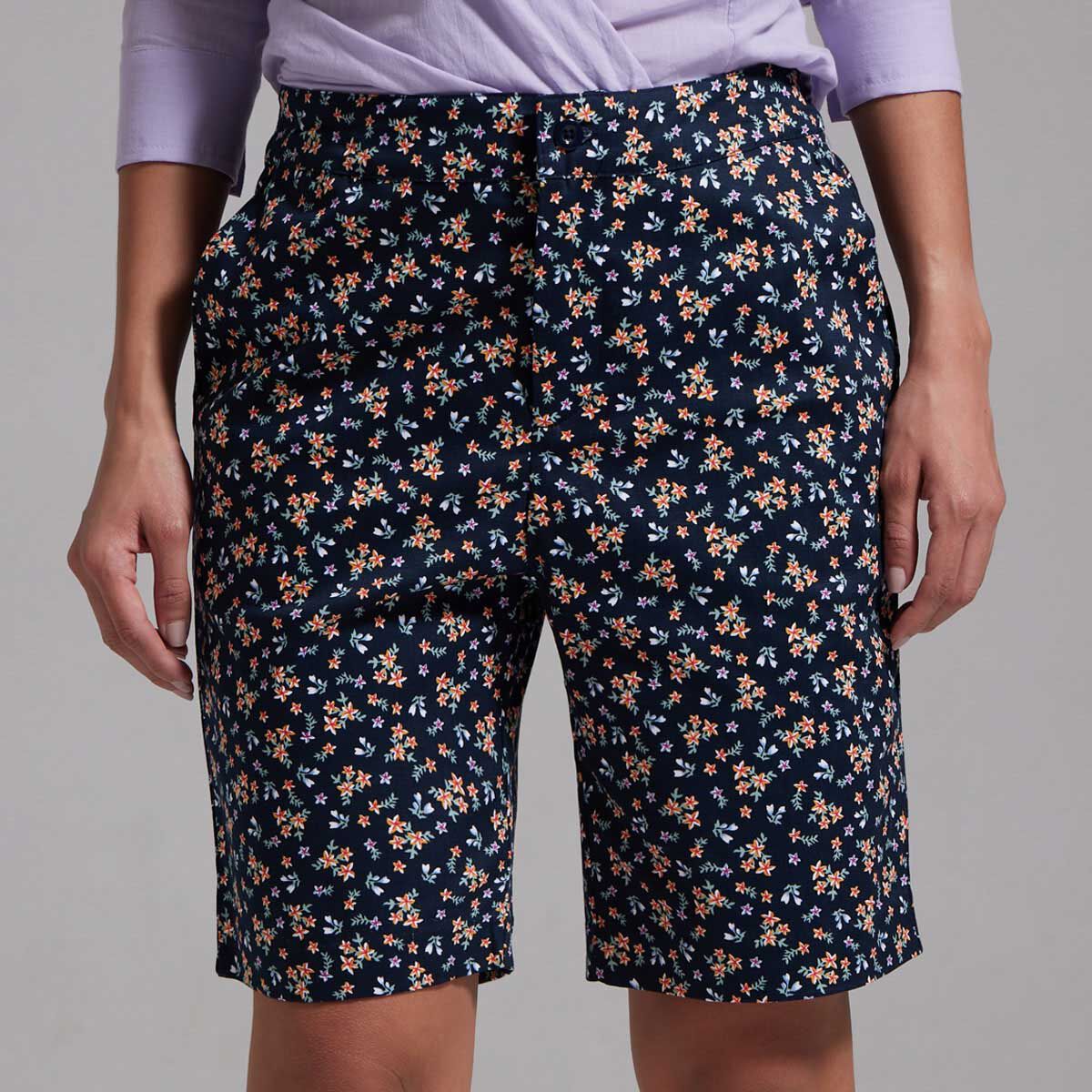 Bermudas de flores deals