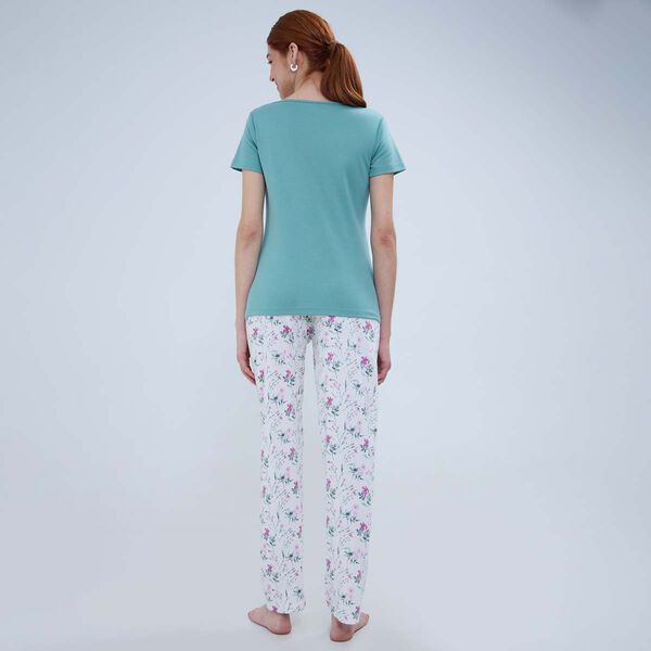 pijamas y batas para mujer image number null