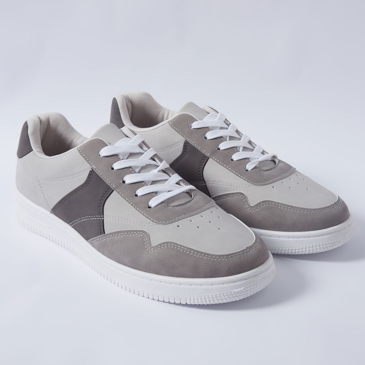 Tenis hombre 2025