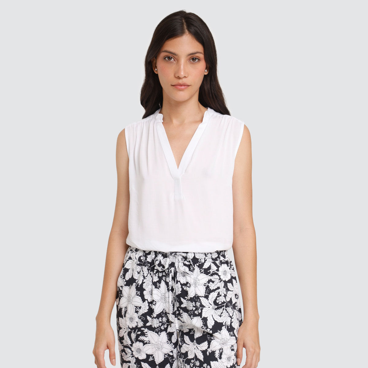 Blusa con Escote en V compra online OSTU
