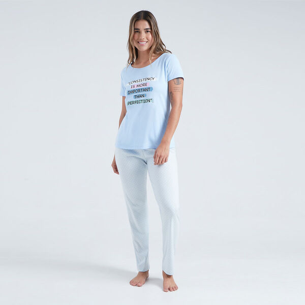 pijamas y batas para mujer  image number null