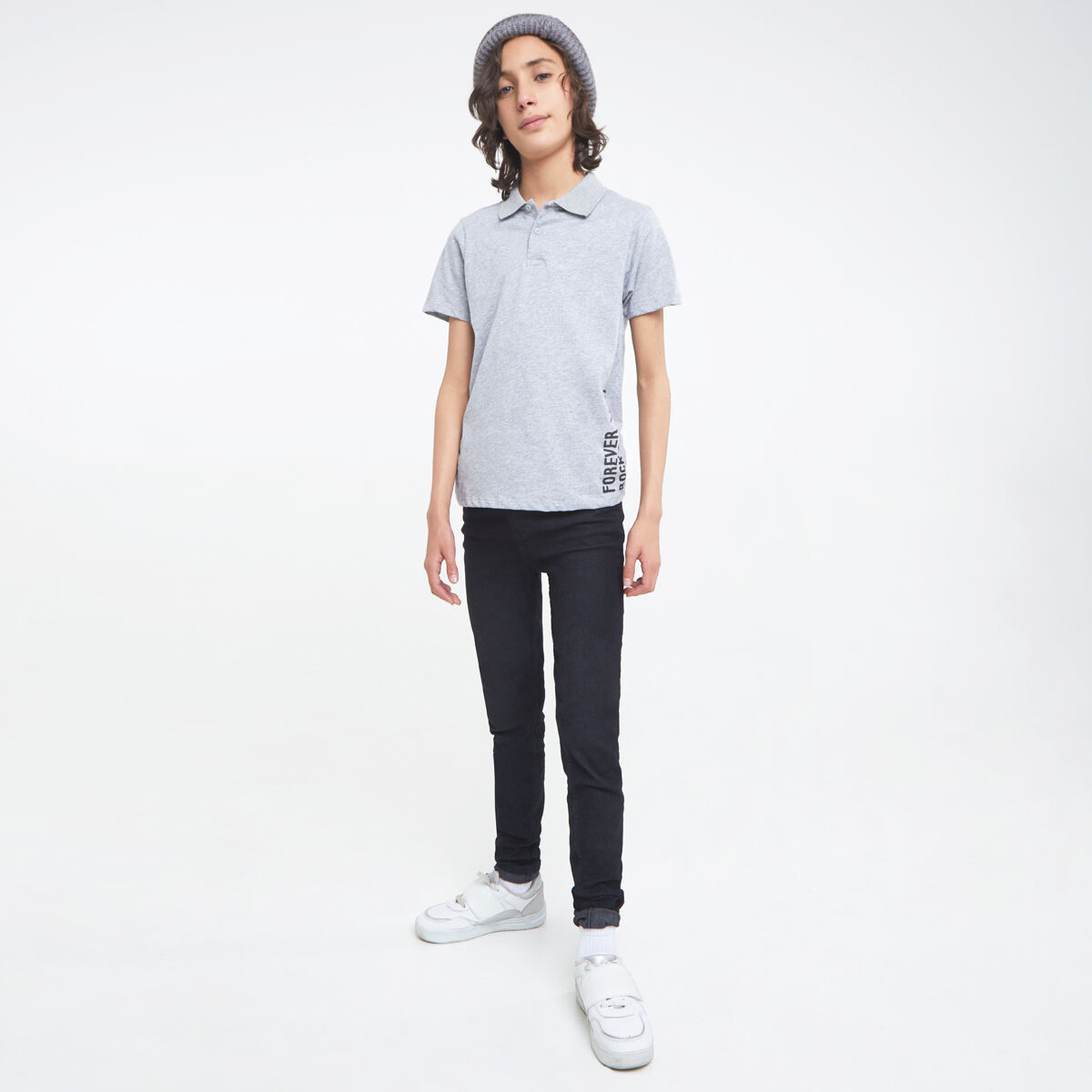 camiseta polo para niños