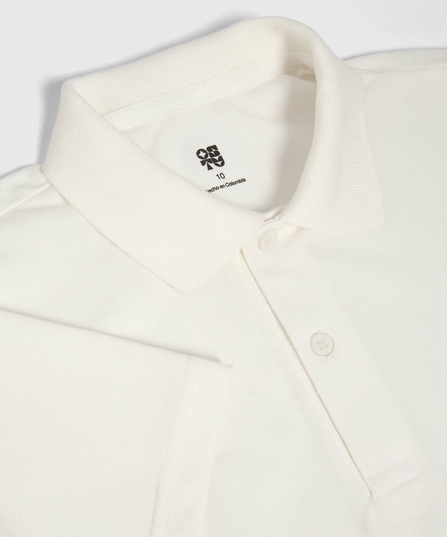 camiseta polo para niños