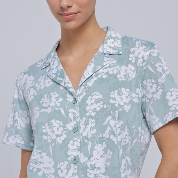 pijamas y batas para mujer