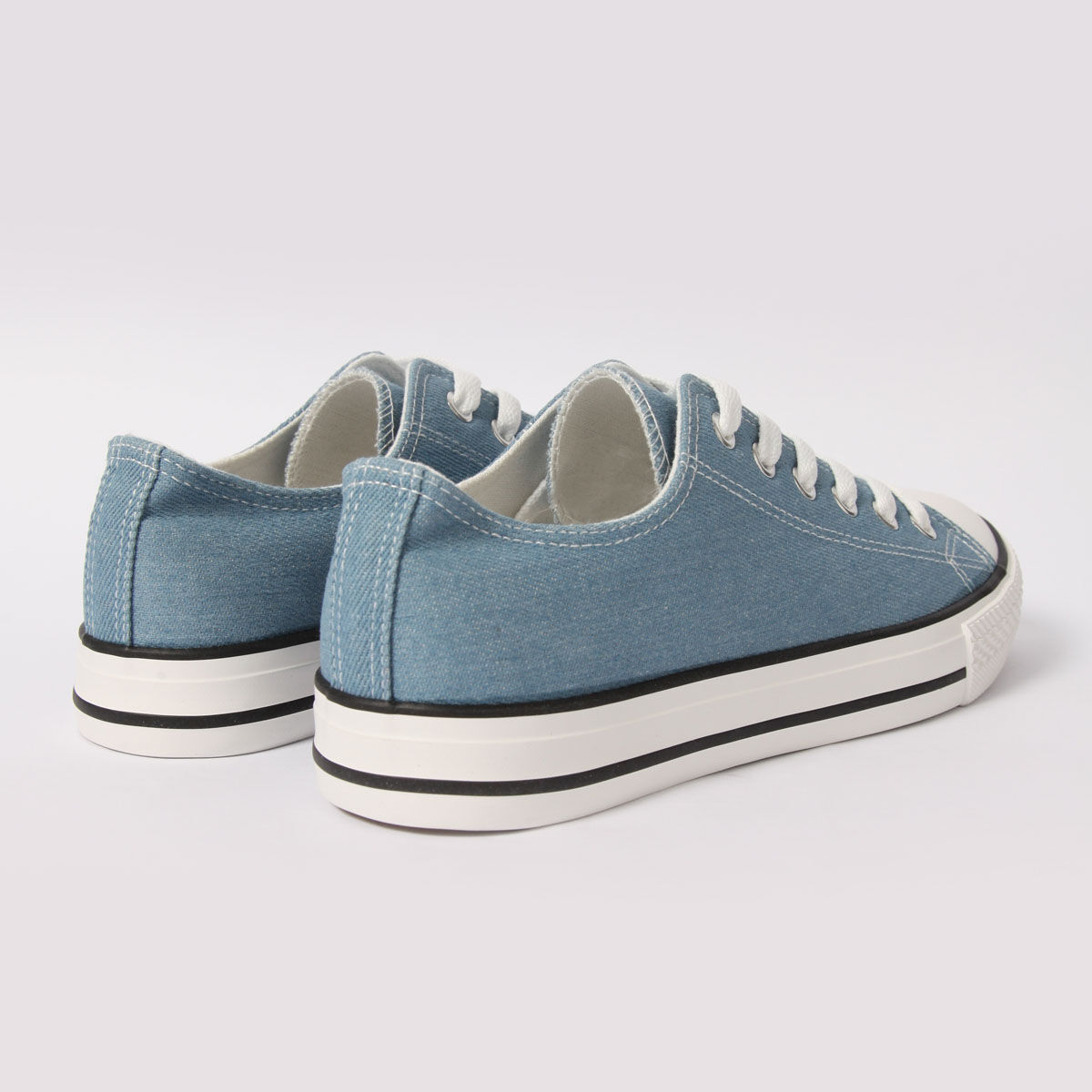 Catalogo de tenis canvas top