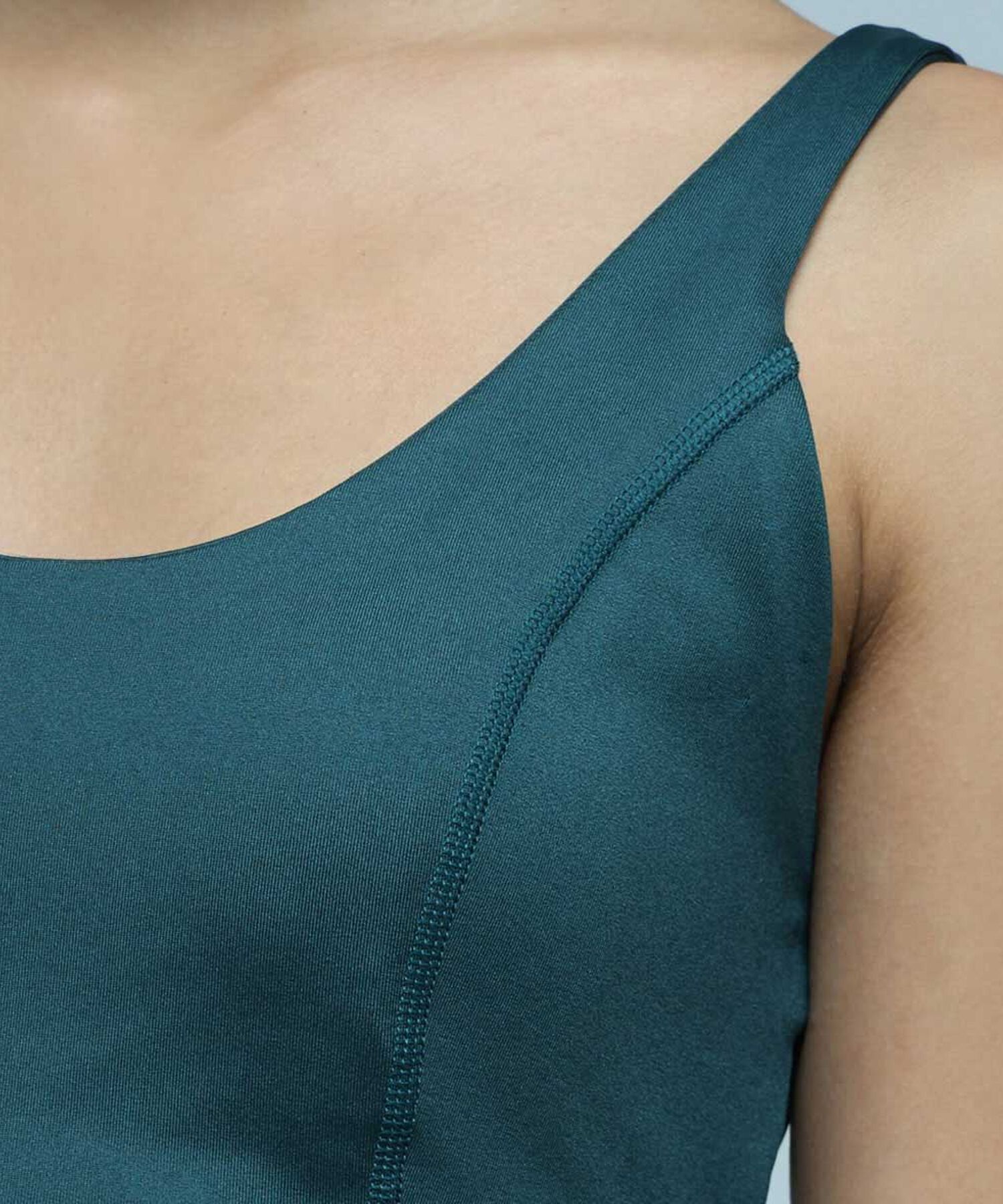 top deportivo mujer