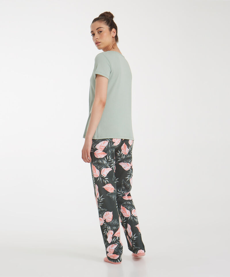 pijamas y batas para mujer