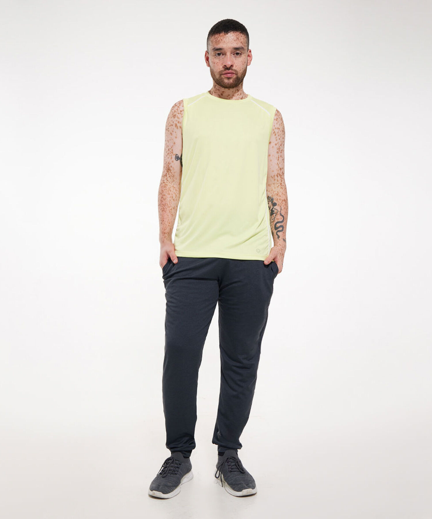 pantalones deportivos para hombre 