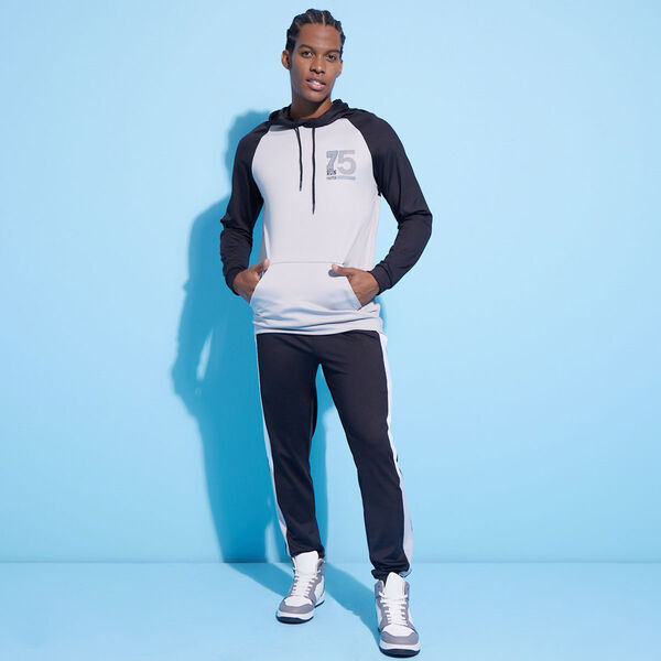 pantalones deportivos para hombre  image number null