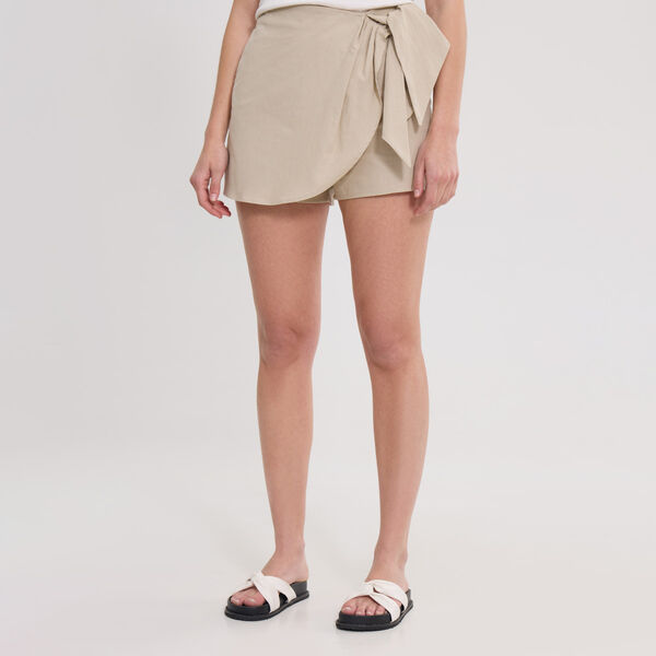 shorts mujeres image number null