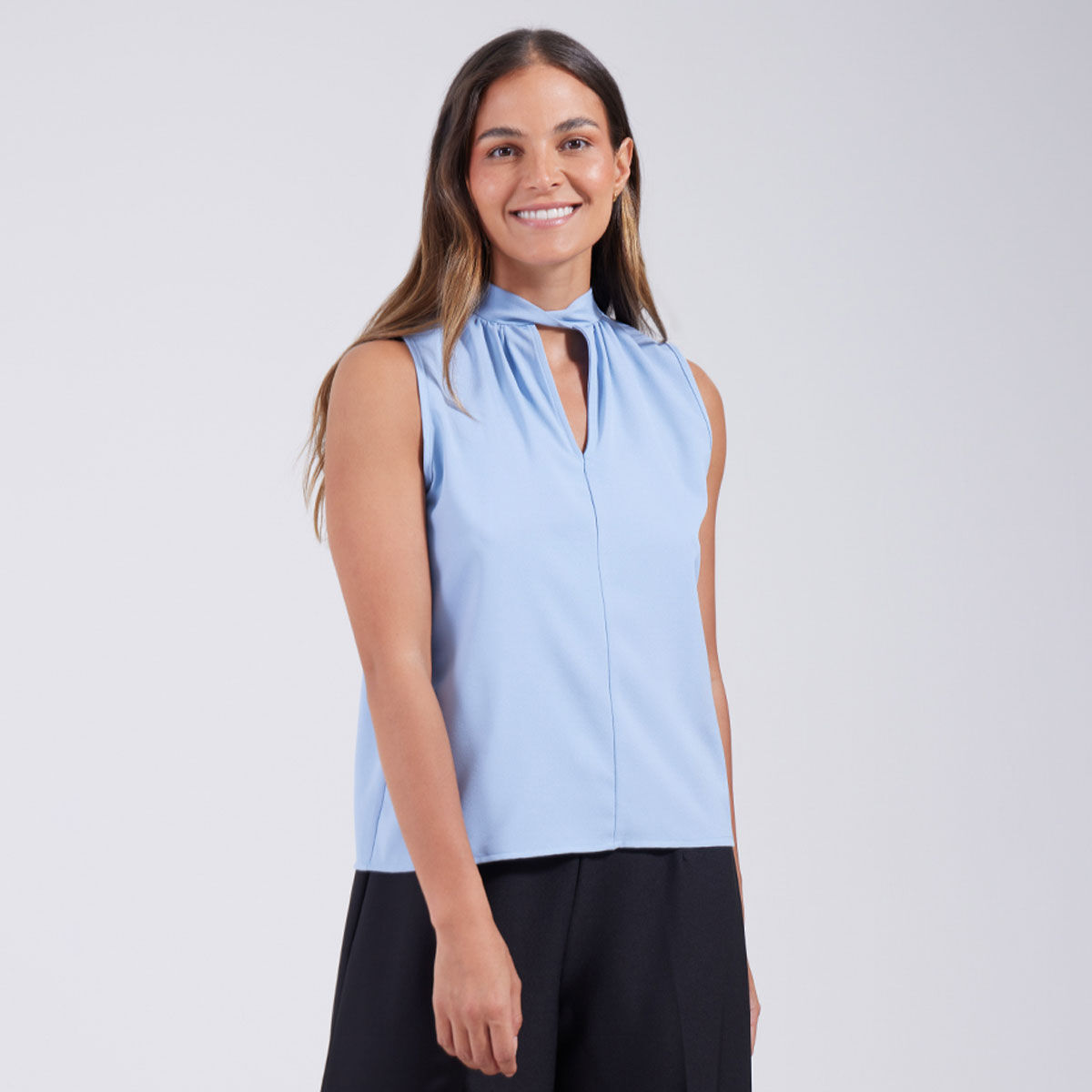 Blusas de cuello alto sin manga 2025