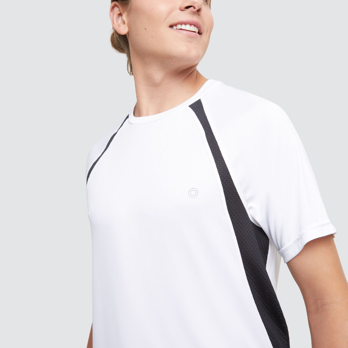 Camiseta Deportiva Para Hombre Cortes En Contraste compra online OSTU