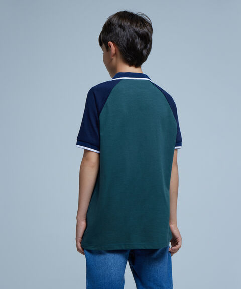 camiseta polo para niños