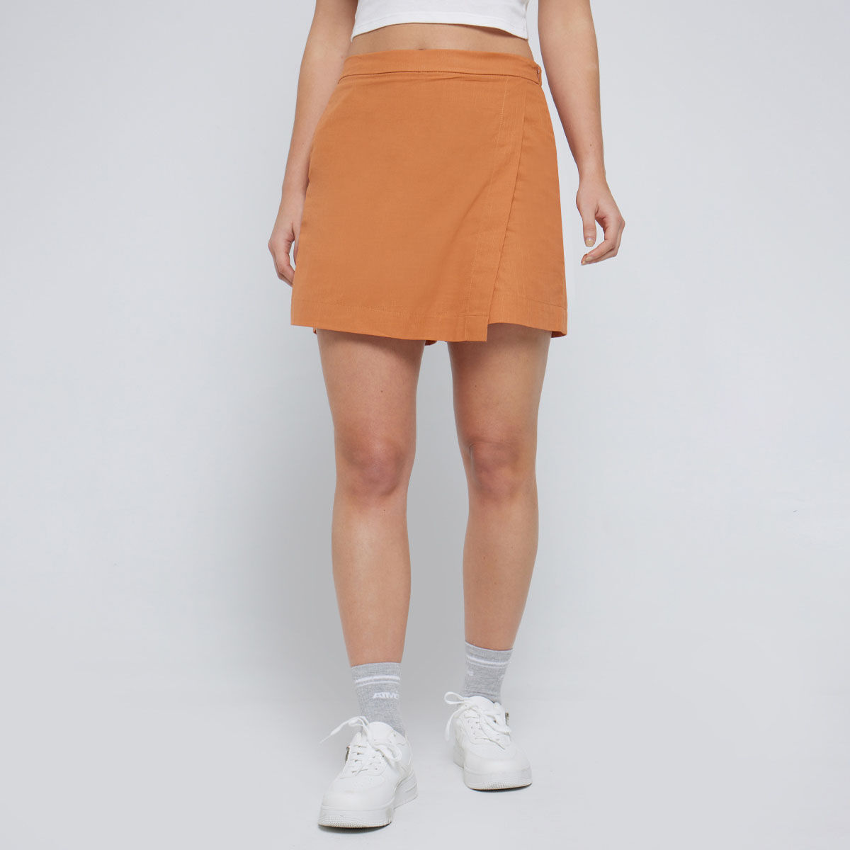 Short Tipo Falda en Efecto Rustico compra online OSTU