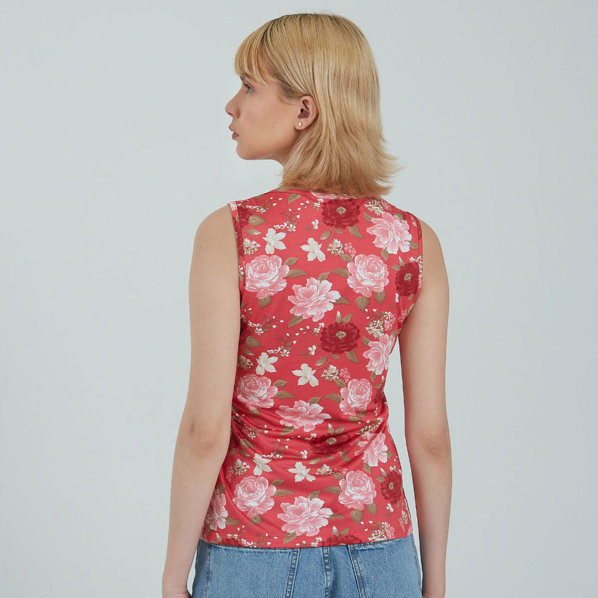Camiseta manga sisa mujer 2025