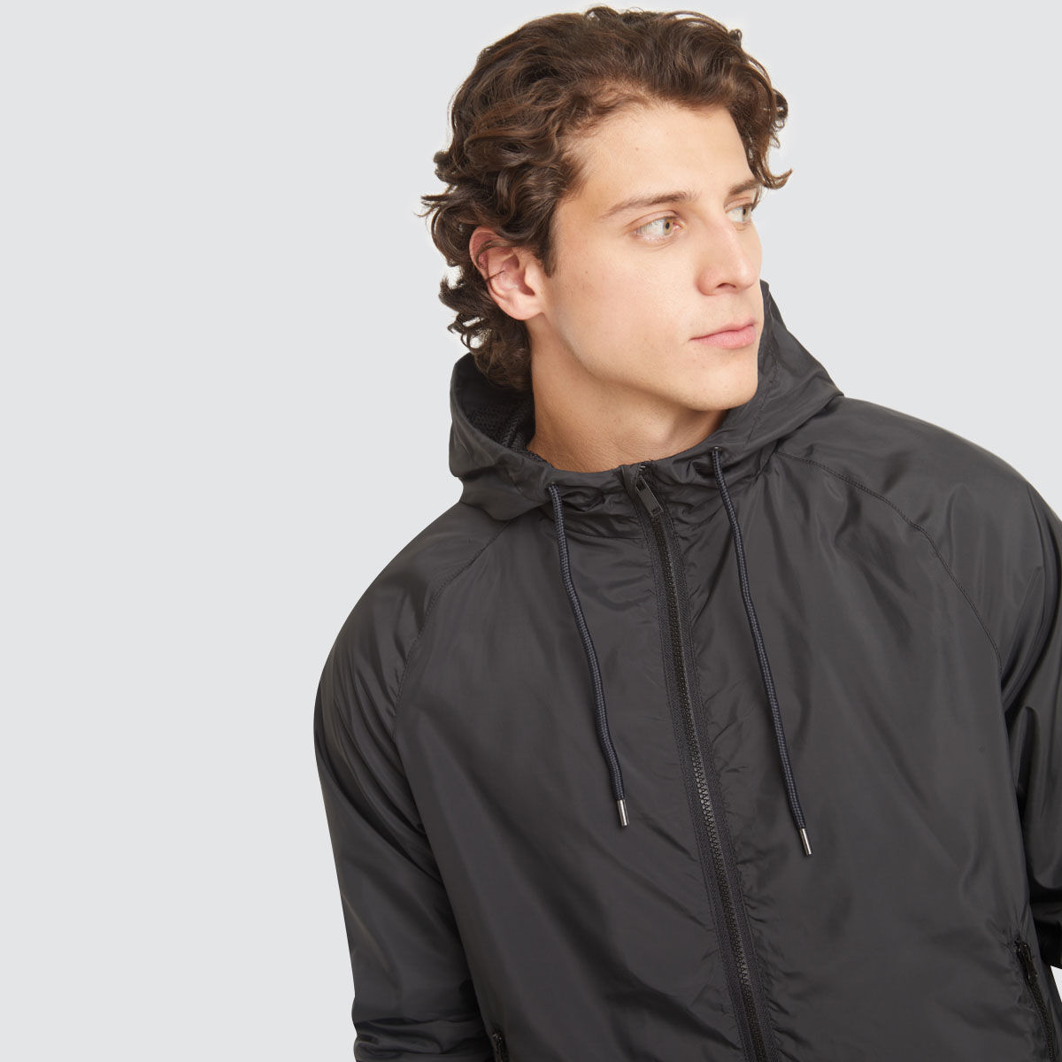 Chaqueta Hombre Rompevientos Unicolor compra online OSTU