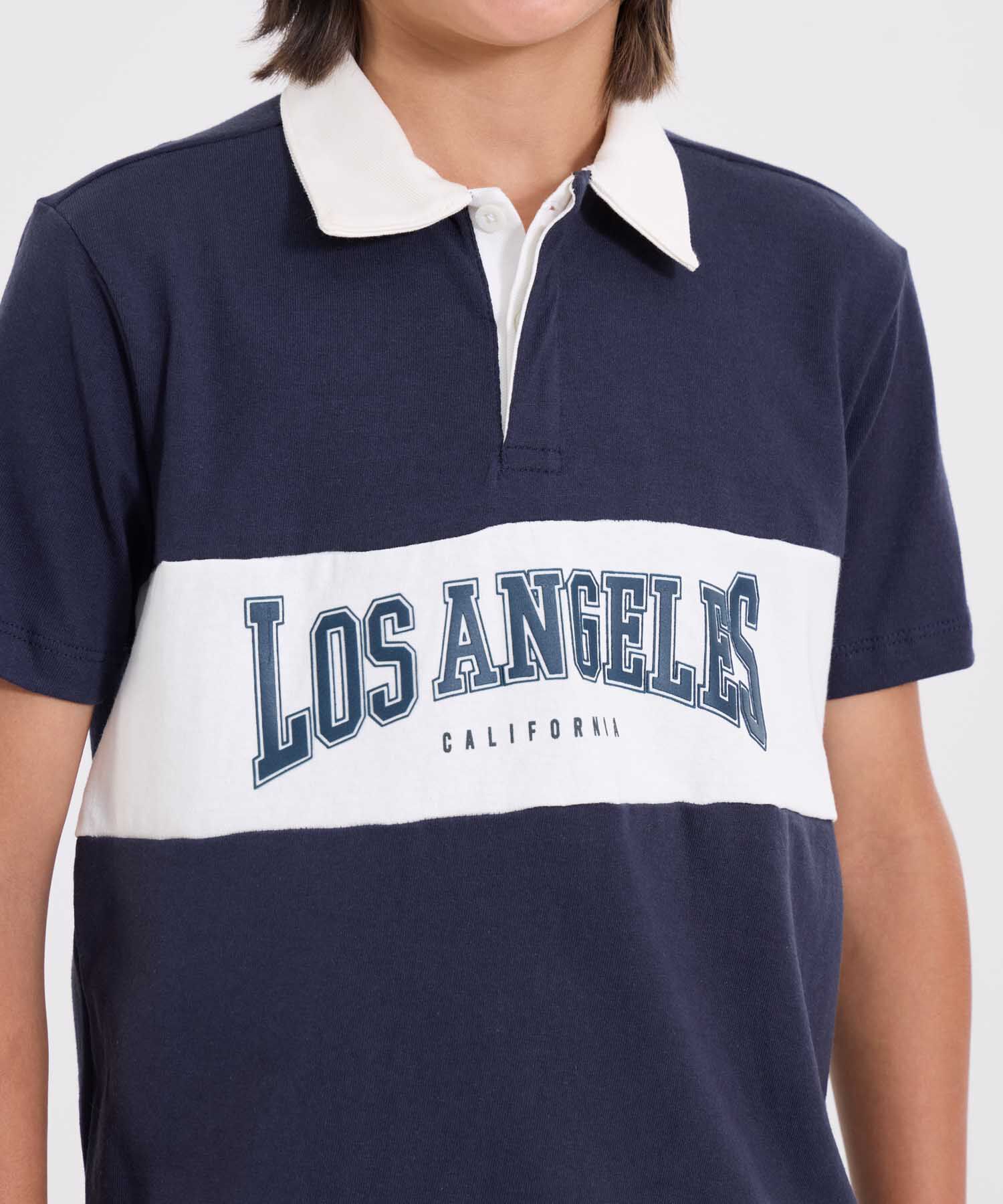 camiseta polo para niños
