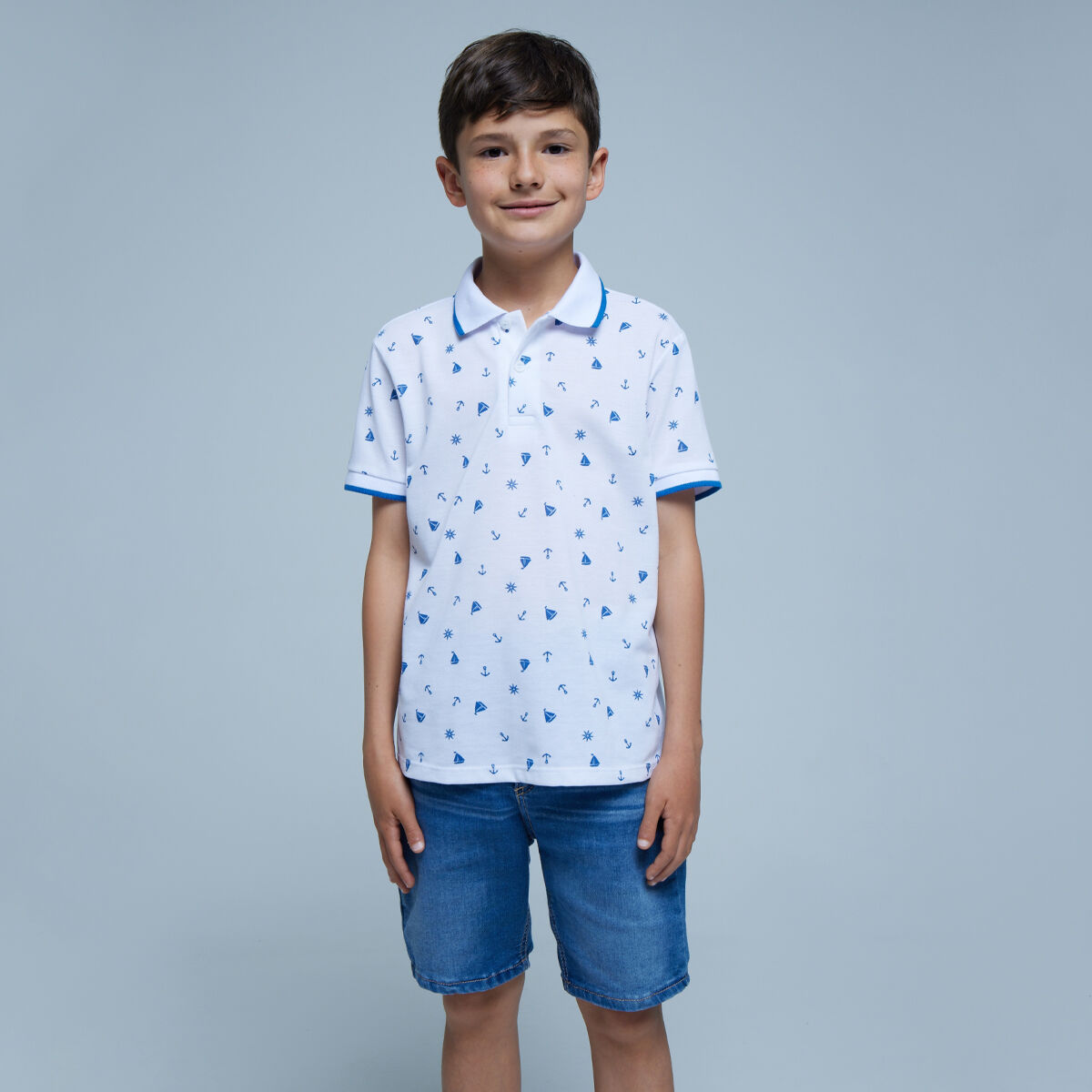 camiseta polo para niños