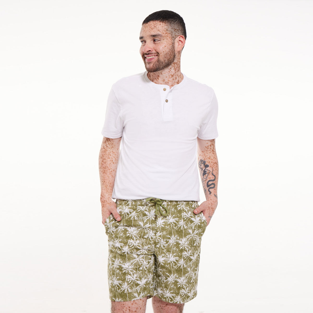 Bermudas de flores hombre discount