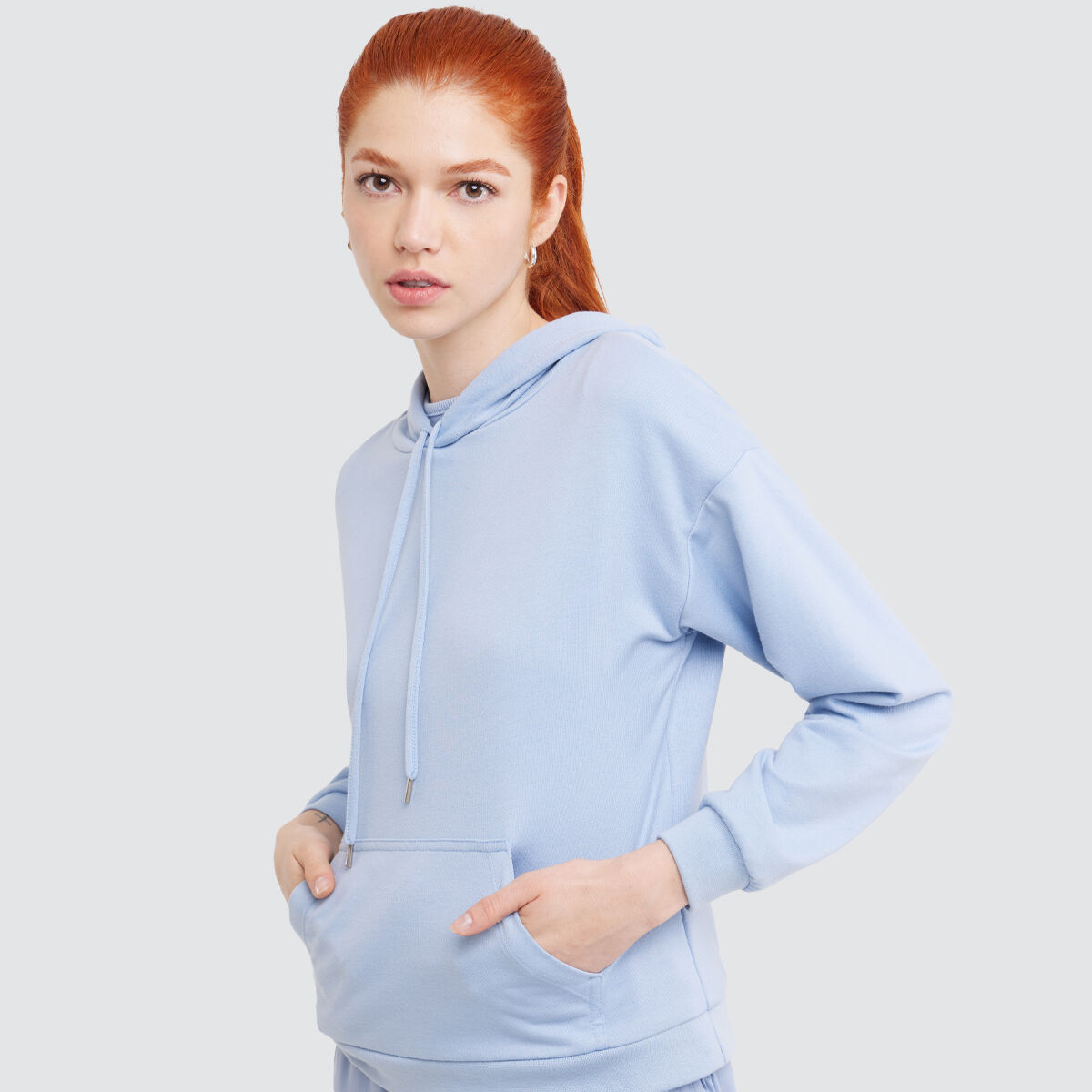 Buzo blanco con capucha outlet