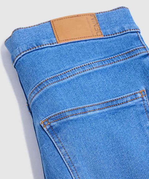 shorts mujeres image number null