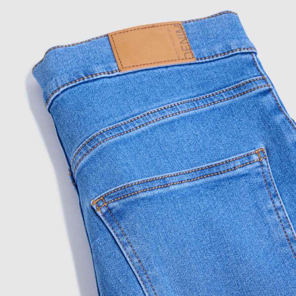 shorts mujeres image number null