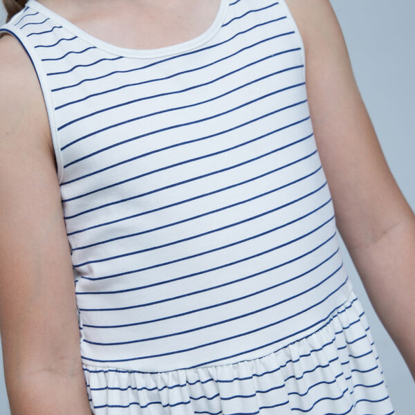 faldas y vestidos para niña