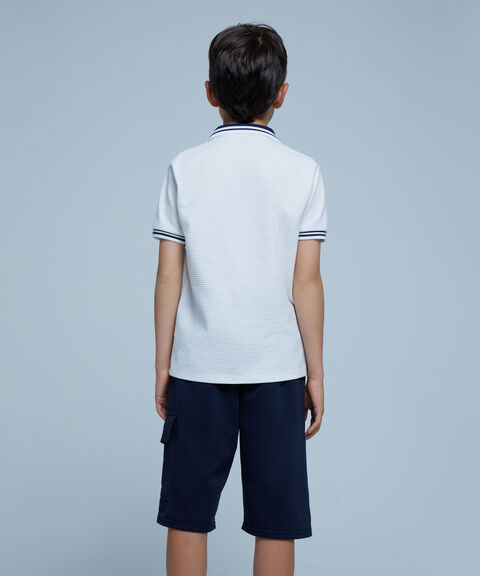 camiseta polo para niños