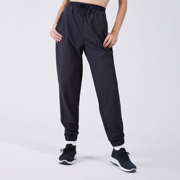 pantalones deportivos image number null