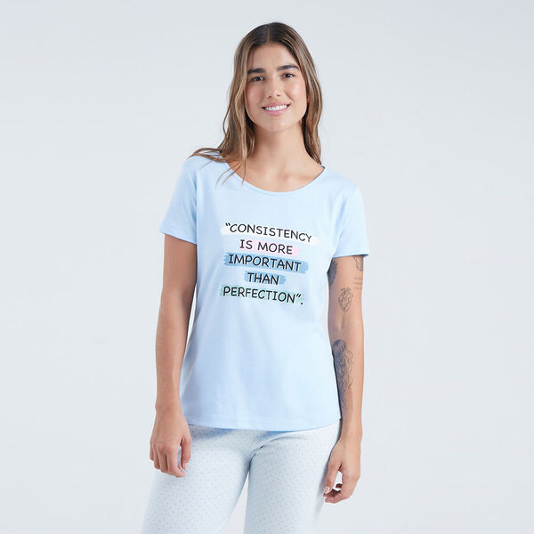 pijamas y batas para mujer  image number null