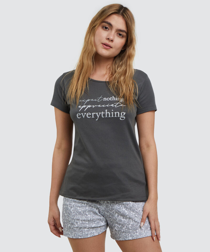 pijamas y batas para mujer