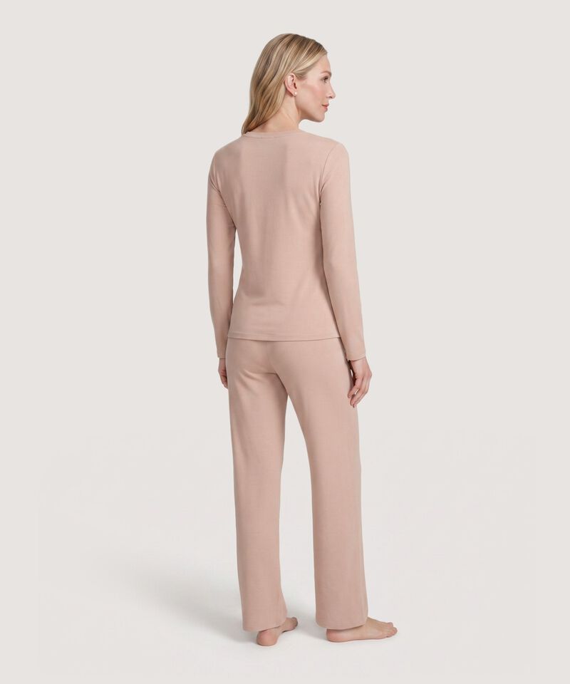 pijamas y batas para mujer