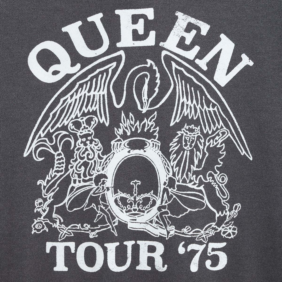 Buzos de queen 2025