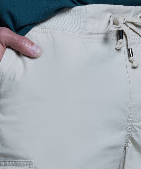 Jogger Con Bolsillos De Tapa, Beige, hi-res