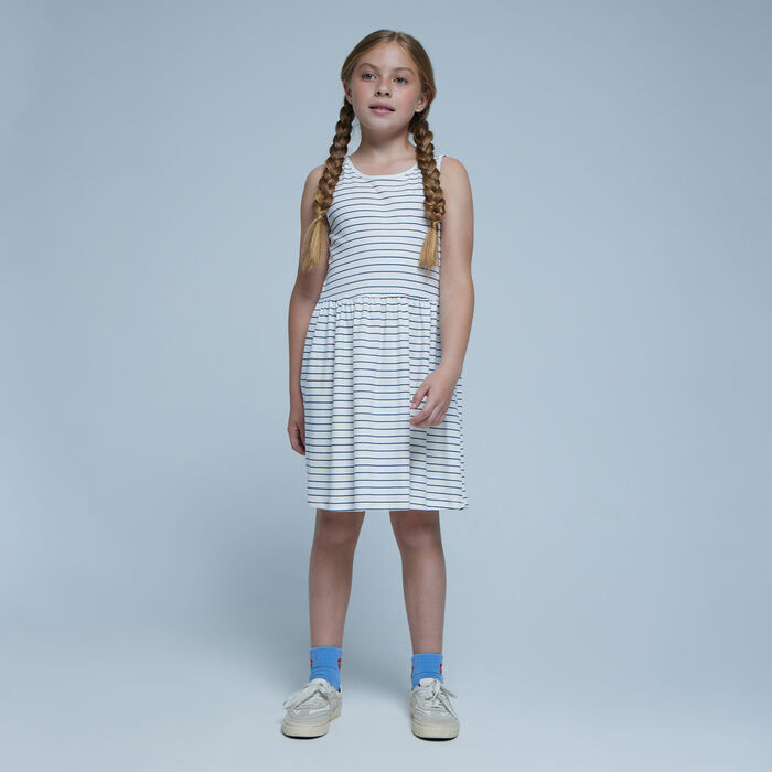 faldas y vestidos para niña