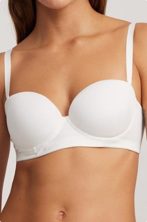 Mujeres en ropa interior bonitas store