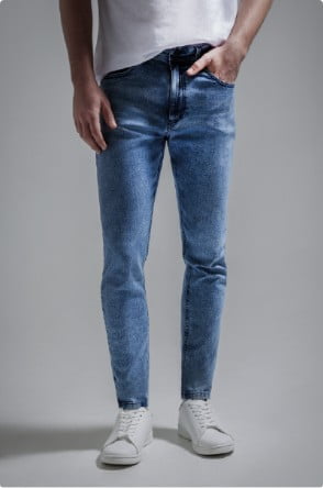 Ropa jeans para hombres on sale